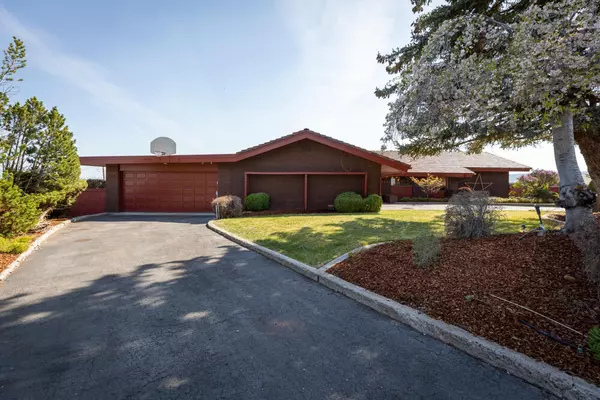 Klamath Falls, OR 97601,2325 Linda Vista DR