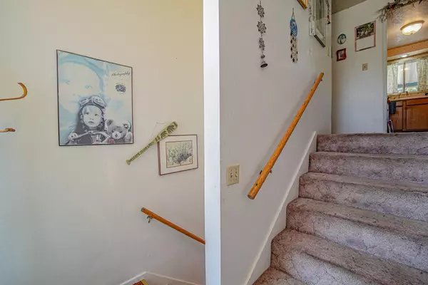 Medford, OR 97504,406 Highland DR