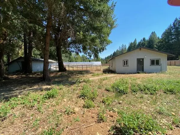 Cave Junction, OR 97523,5140 Dick George RD
