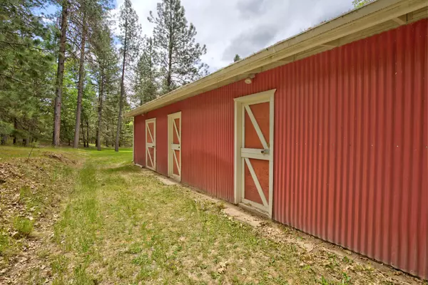 Grants Pass, OR 97526,269 Opal LN