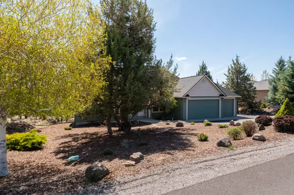 Redmond, OR 97756,1800 Murrelet DR