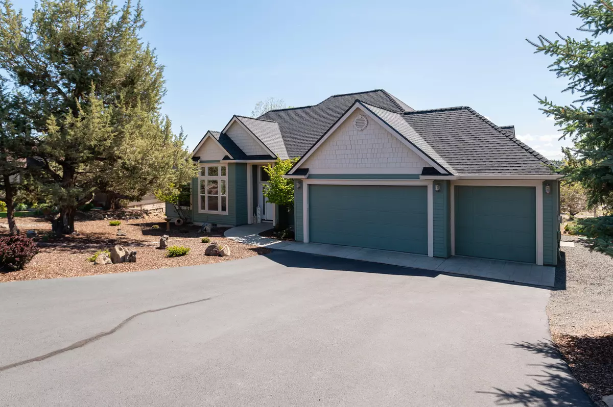 Redmond, OR 97756,1800 Murrelet DR