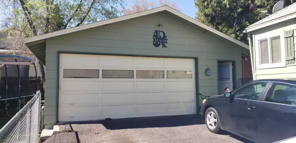 Klamath Falls, OR 97601,700 Upham ST