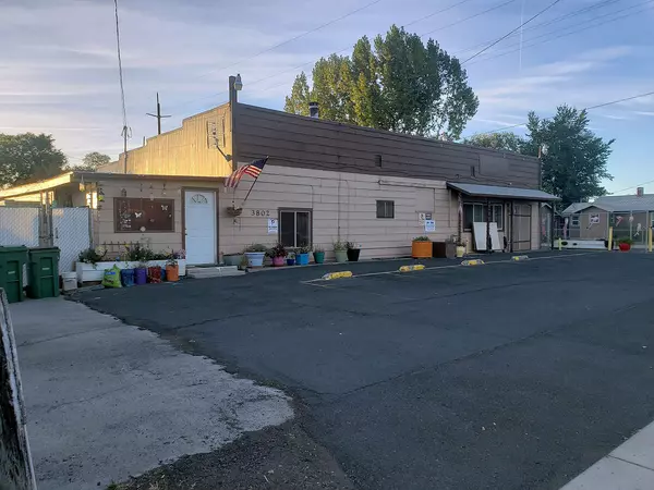 3802 Altamont DR, Klamath Falls, OR 97603