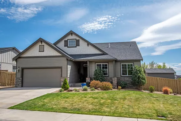 4820 Umatilla AVE, Redmond, OR 97756