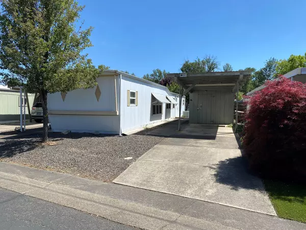 2252 Table Rock RD #221, Medford, OR 97501