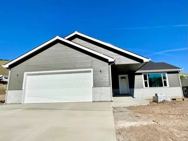 Klamath Falls, OR 97603,961 Patterson ST