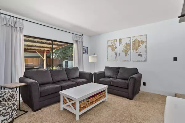 Grants Pass, OR 97527,1314 Tobin CT