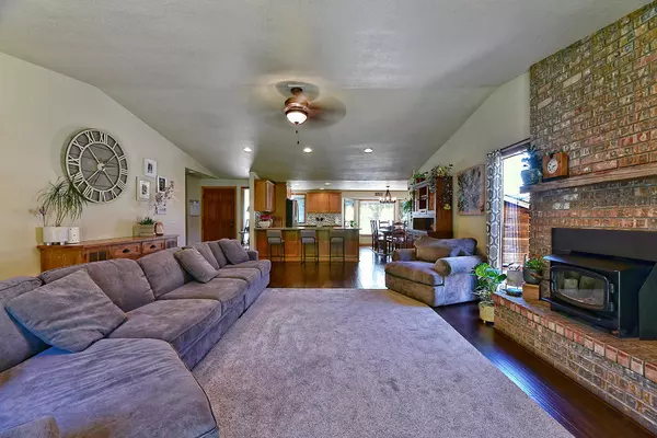 Medford, OR 97504,1148 Valley View DR