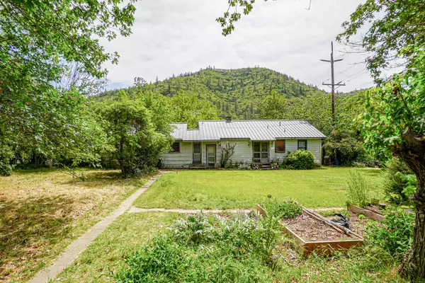 Gold Hill, OR 97525,582-584 Riverside AVE