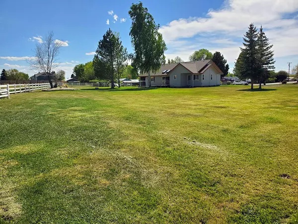 Klamath Falls, OR 97603,5850 Mack AVE