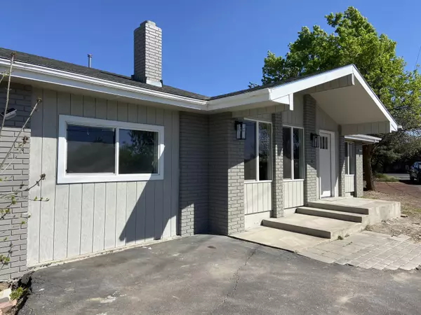 Klamath Falls, OR 97603,4179 Marian CT