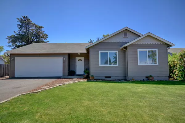 Medford, OR 97504,1623 Crater Lake AVE