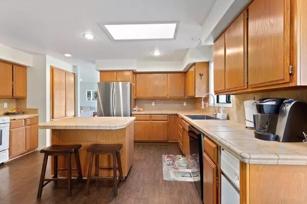 Grants Pass, OR 97526,2205 Juliet LN