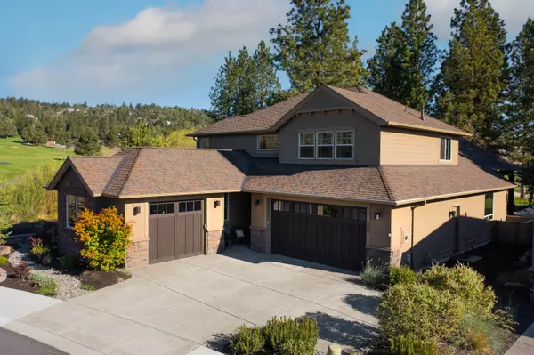 2552 Majestic Ridge DR, Bend, OR 97703