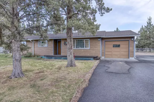 8164 Oasis LN, Redmond, OR 97756