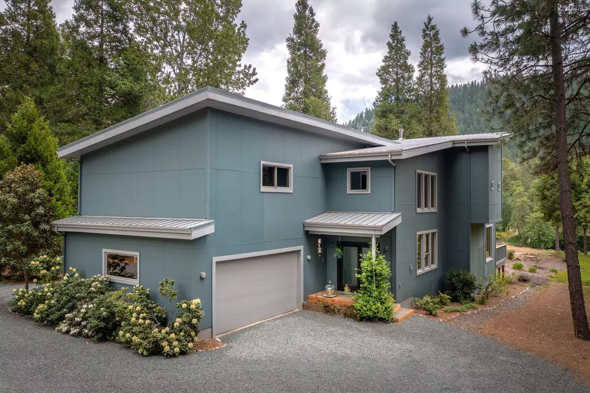 Grants Pass, OR 97526,5375 Averill DR