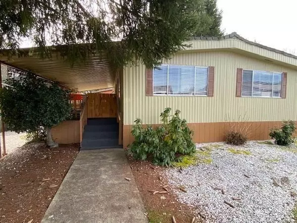 315 Evans Creek RD #UNIT 21, Rogue River, OR 97537