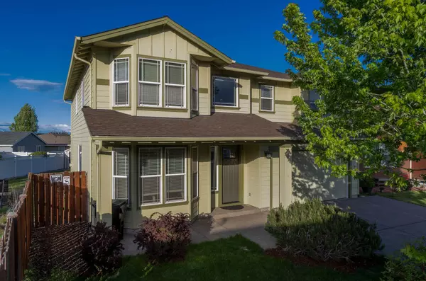 Redmond, OR 97756,811 Apache CT