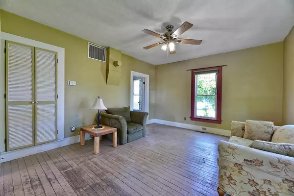 Medford, OR 97501,731 Second ST