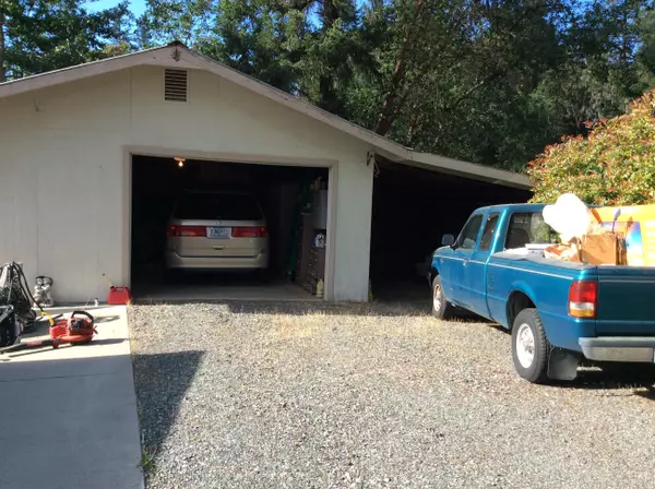 Grants Pass, OR 97527,196 Ann Roy DR