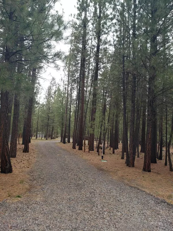 14804 Heartwood, La Pine, OR 97739