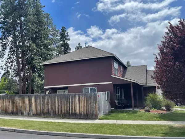 Bend, OR 97702,20181 Lora LN