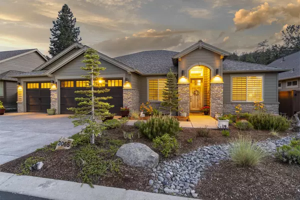 3065 River Trail PL, Bend, OR 97703