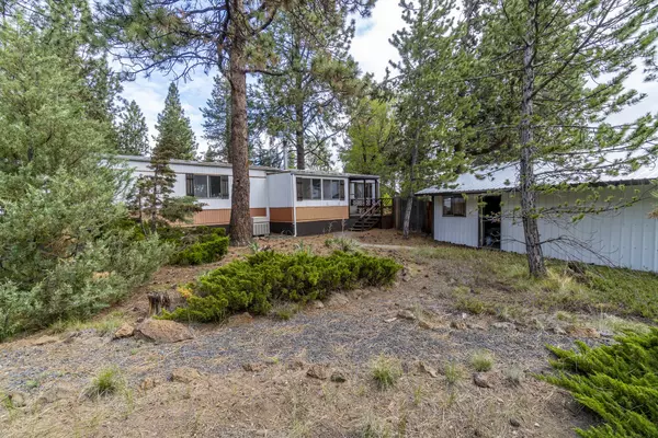 19612 Dover LN, Bend, OR 97702