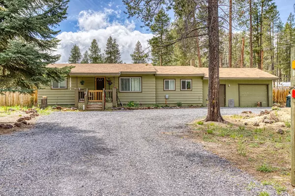 52805 Day RD, La Pine, OR 97739