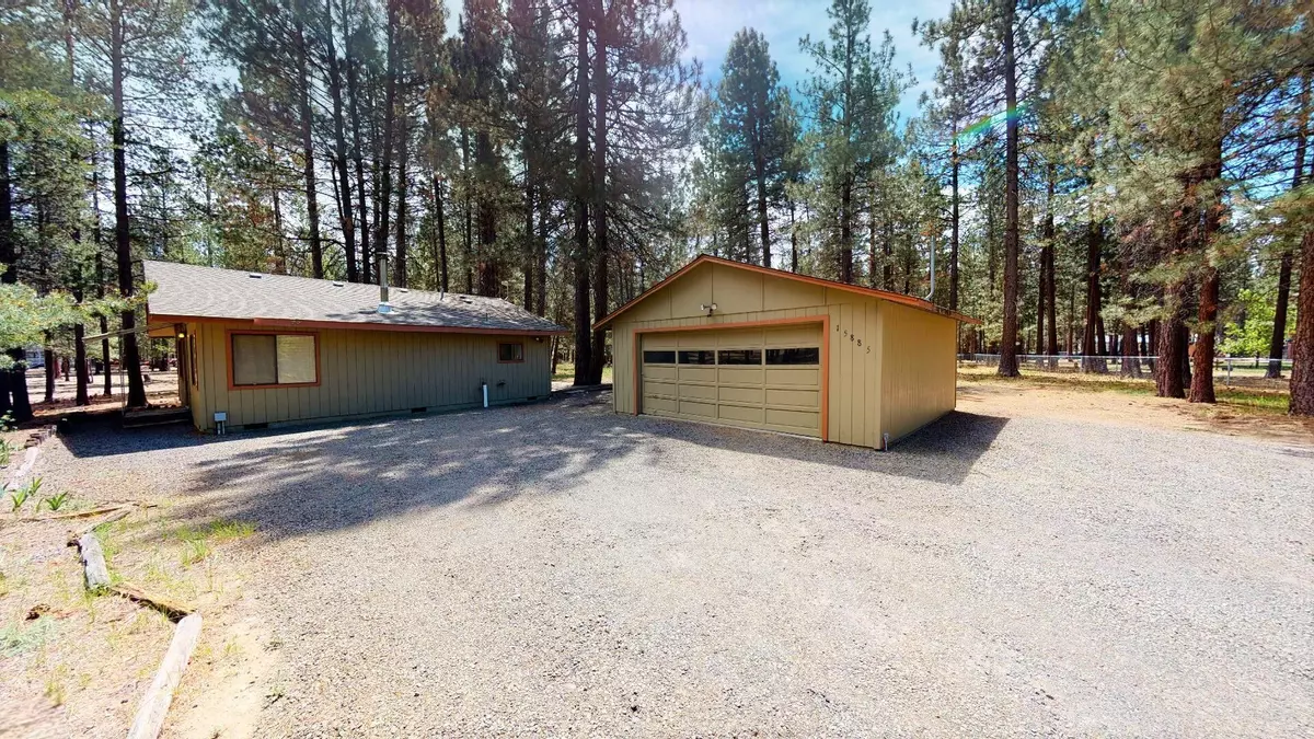 La Pine, OR 97739,15885 Lava DR