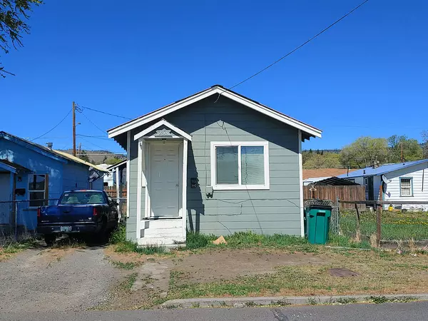 253 Martin ST, Klamath Falls, OR 97601