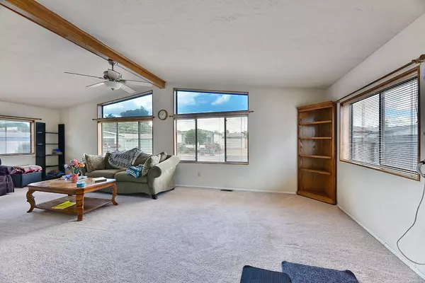 Central Point, OR 97502,555 Freeman RD #UNIT 64