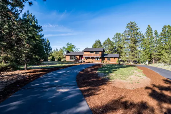 Bend, OR 97702,20378 Pine Vista DR