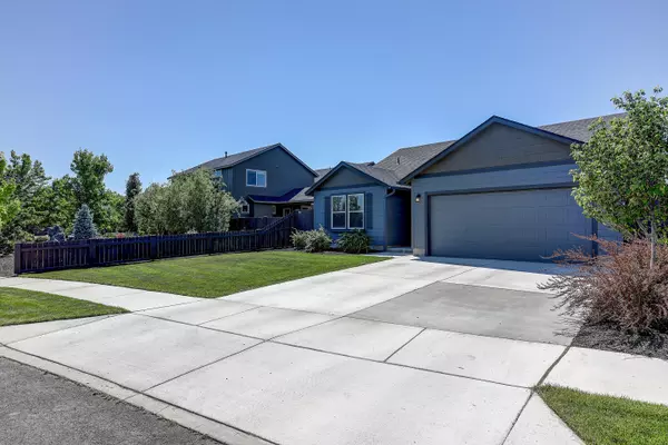 Redmond, OR 97756,2412 Ivy AVE