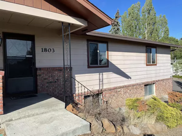 Klamath Falls, OR 97601,1803 Eldorado AVE