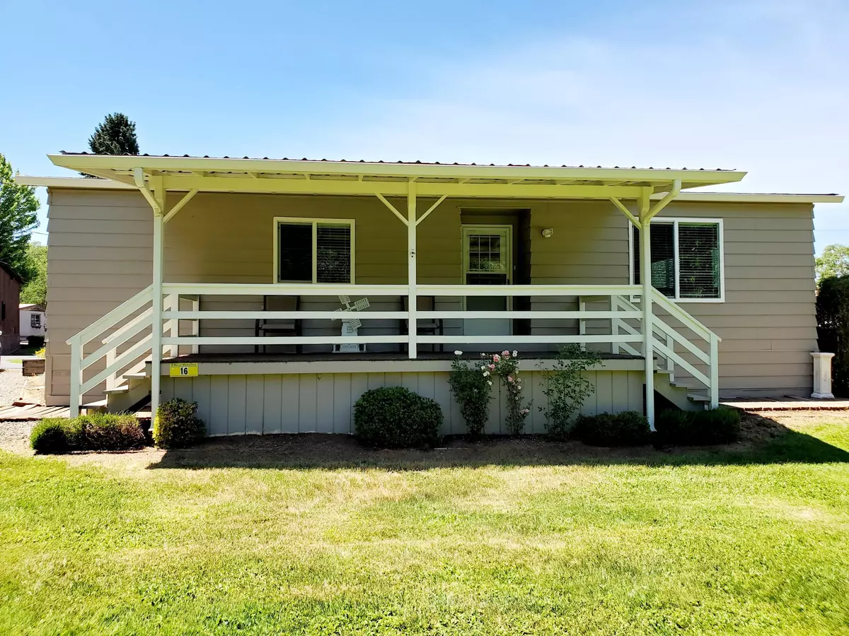 Grants Pass, OR 97527,2172 Arnold AVE #SPC 16