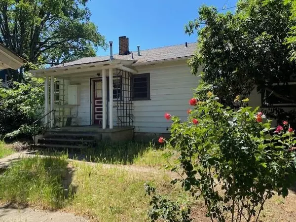 1615 Main ST, Medford, OR 97504