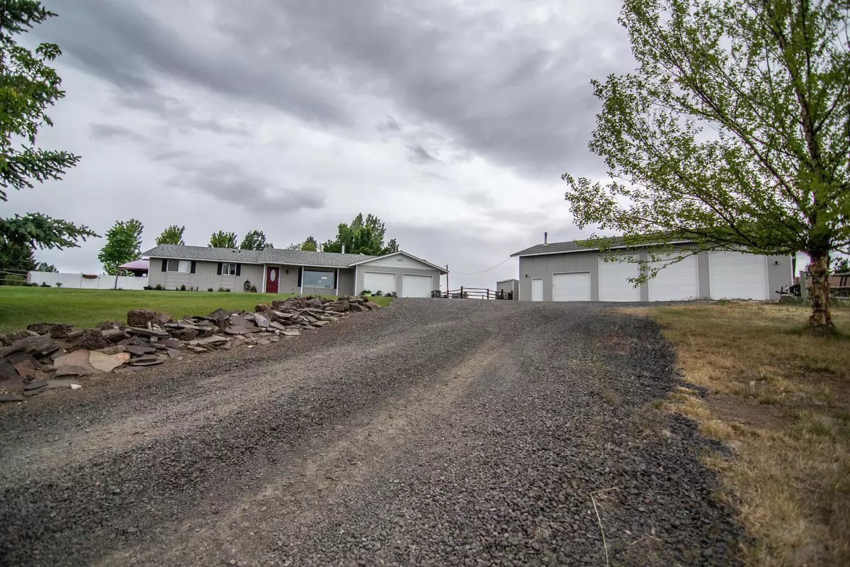 Prineville, OR 97754,2107 Quail Valley DR