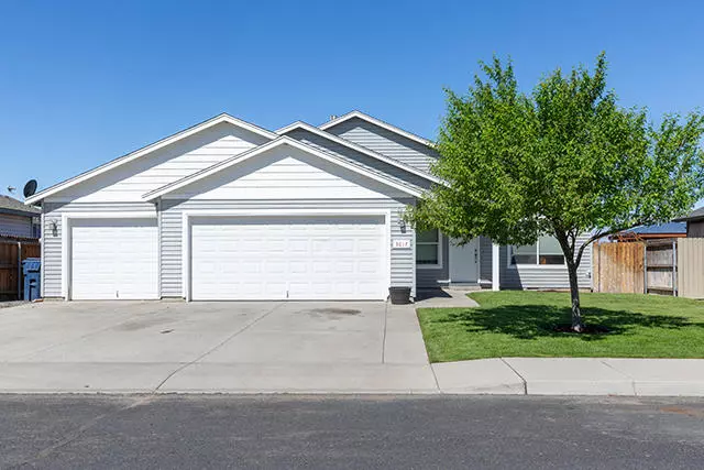 Redmond, OR 97756,3017 8th ST