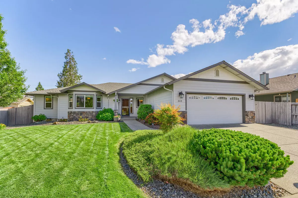 Grants Pass, OR 97527,245 Jamee Kay LN