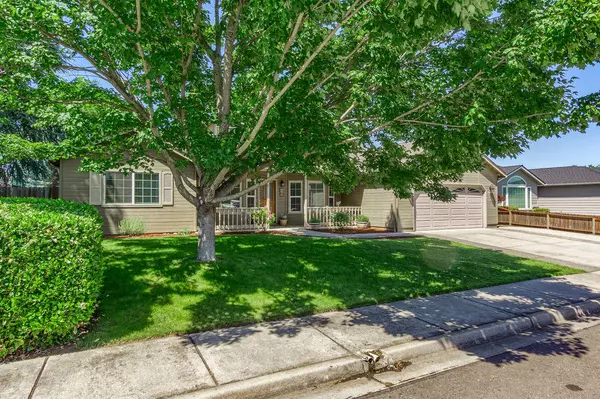 Central Point, OR 97502,2643 St James WAY