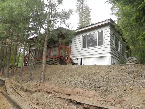 449 Flounce Rock RD, Prospect, OR 97536