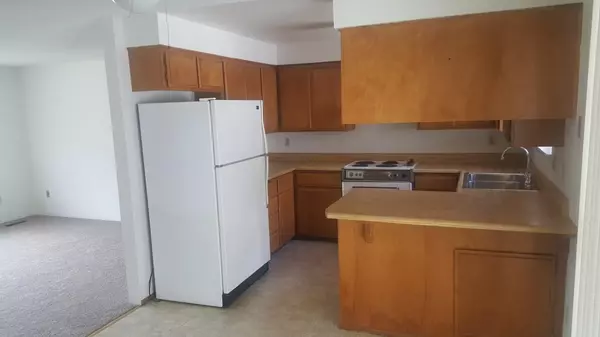 Grants Pass, OR 97526,714 12th ST