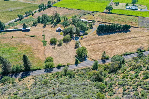 Grants Pass, OR 97527,17777 Applegate RD