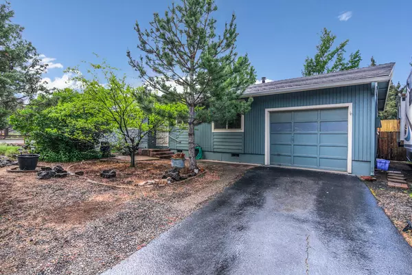 20641 Colt LN, Bend, OR 97701