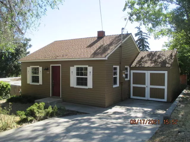 Klamath Falls, OR 97601,318 Laguna ST