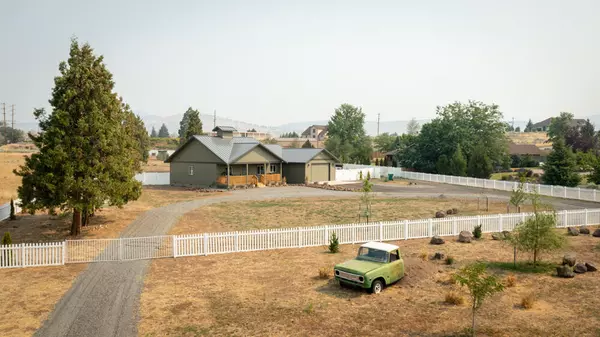 Klamath Falls, OR 97603,7515 Kings WAY