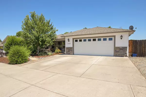 1343 Andrew DR, Medford, OR 97501