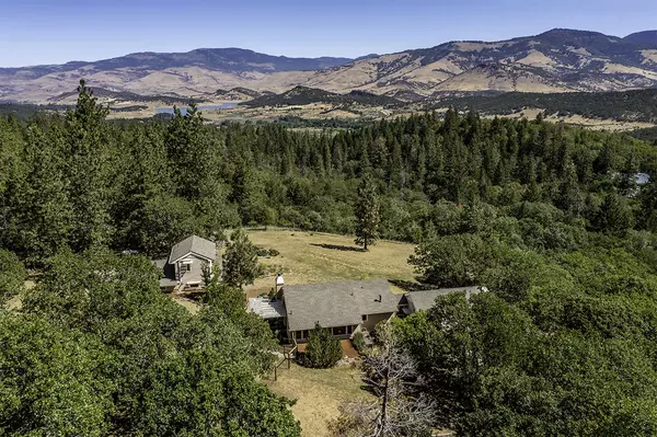 2262 Old Hwy 99 S, Ashland, OR 97520